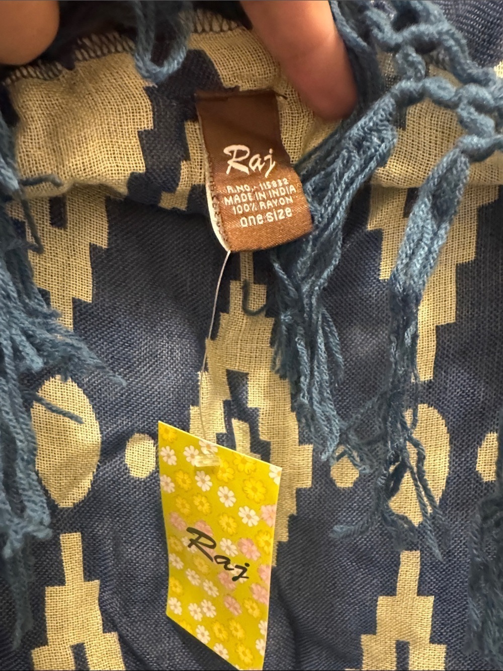 π Raj Dakota Ruana Poncho Navy. OS. NWT!π₯π₯ - Picture 2 of 5